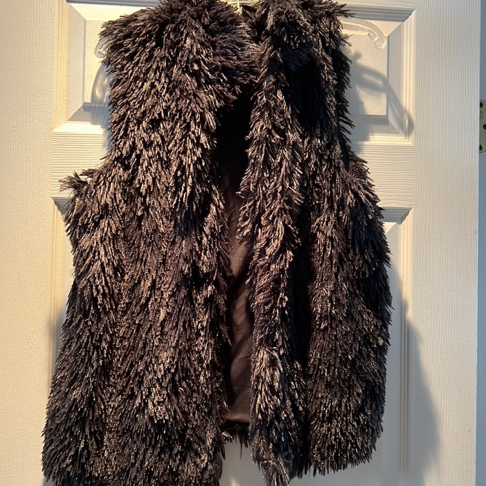 Black faux fur vest